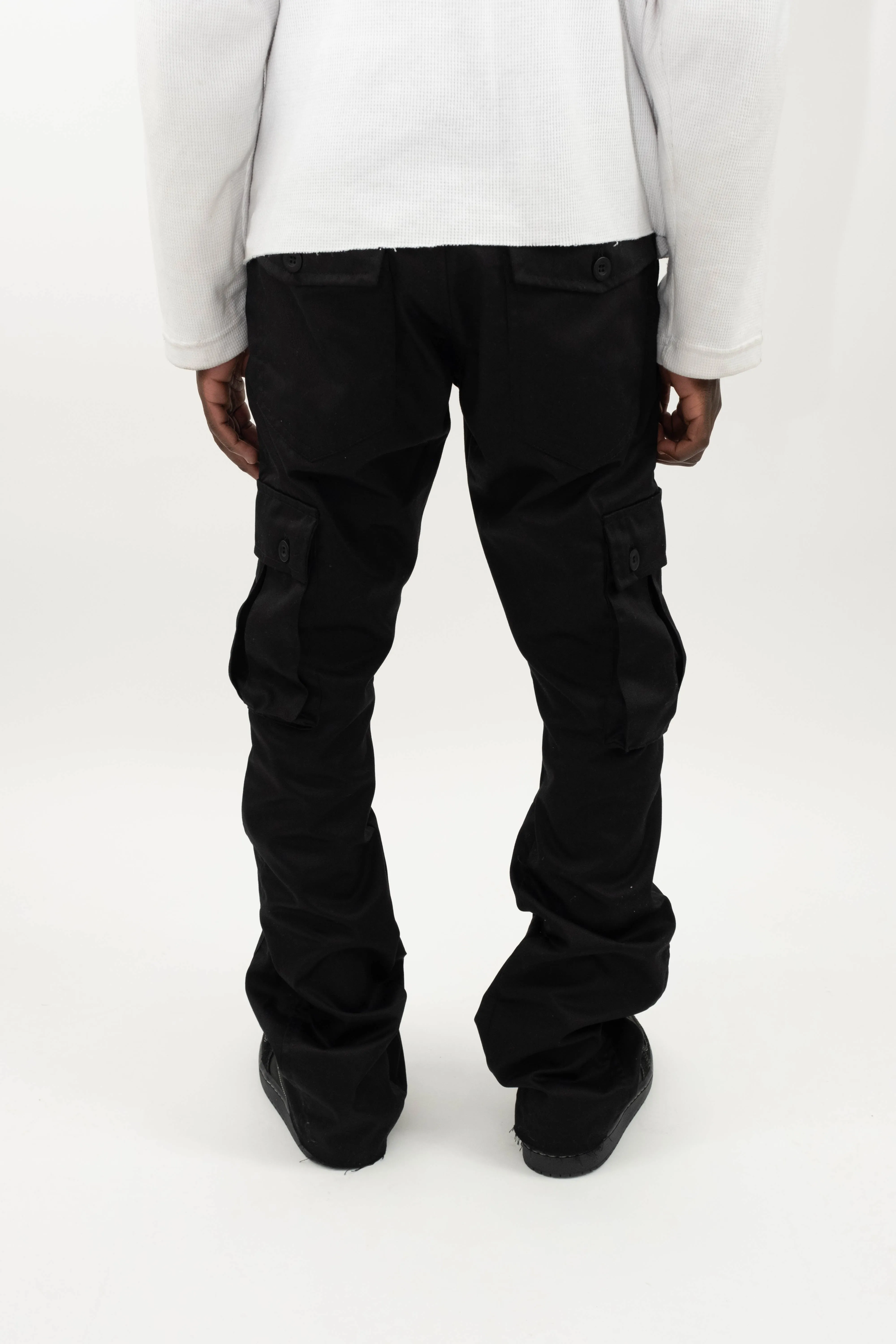 CARGO FLARE TROUSERS - ALL BLACK