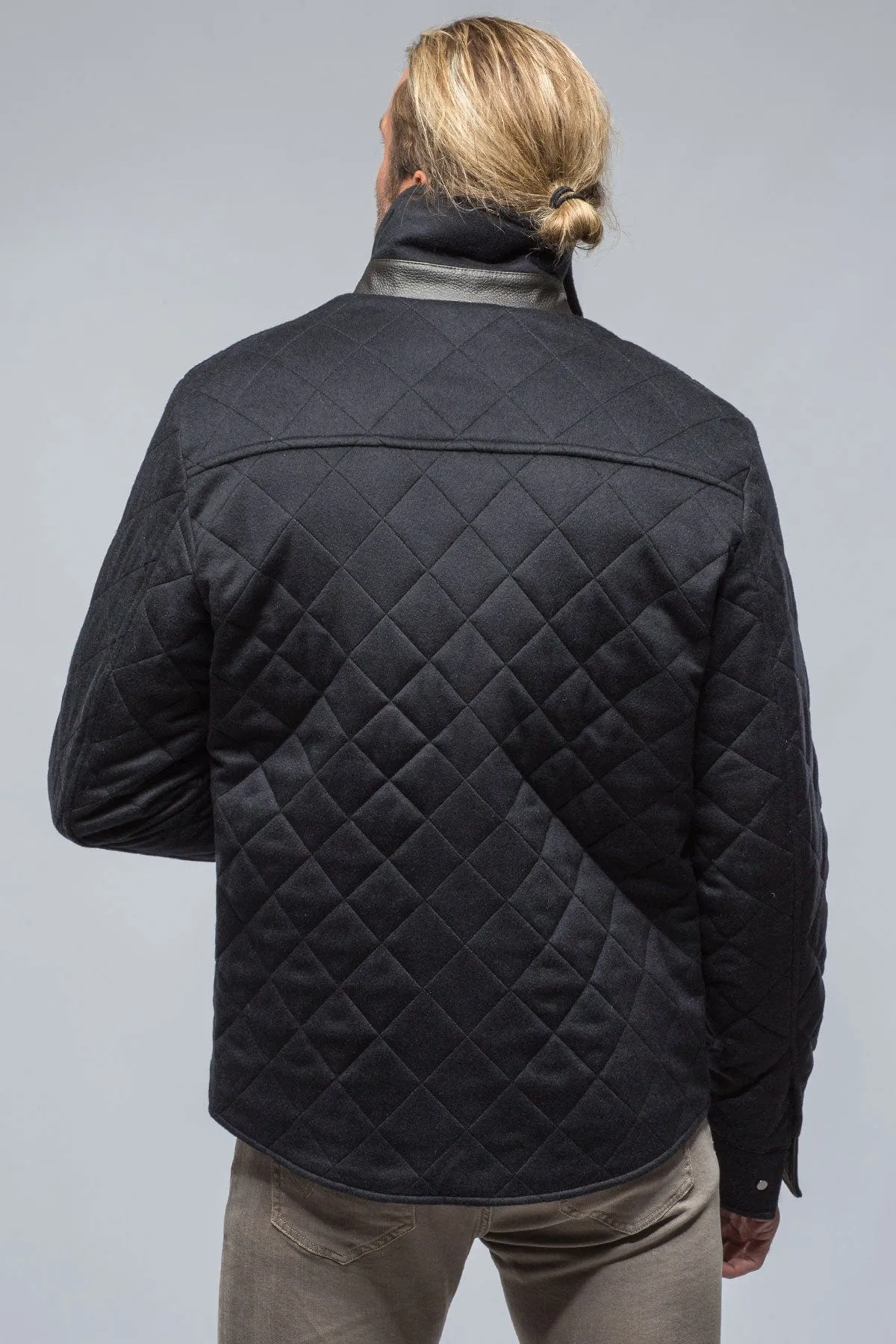 Cilindro Cashmere Quilted In Navy