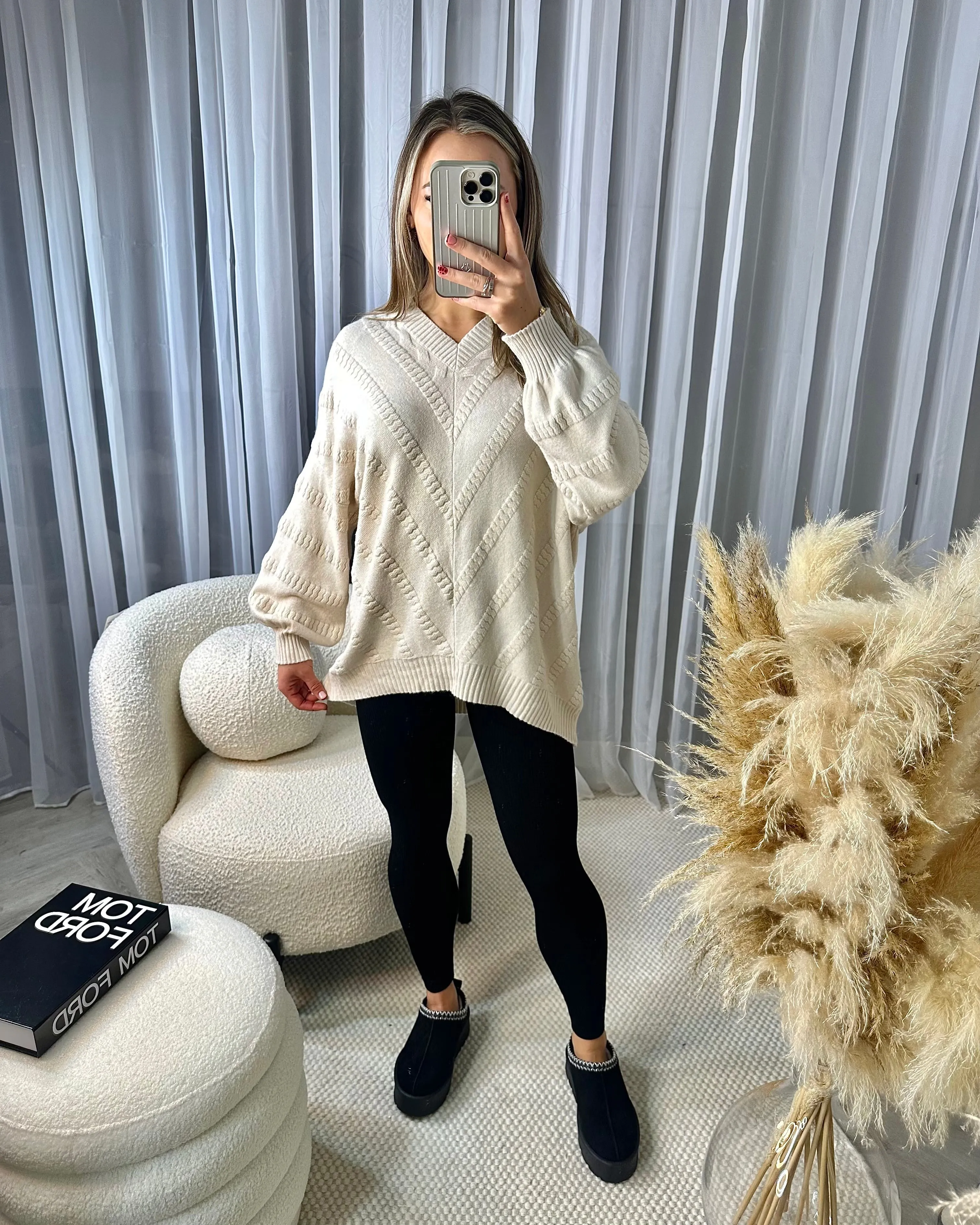 Dafne V Neck Patterned Detail Knitted Jumper - Beige