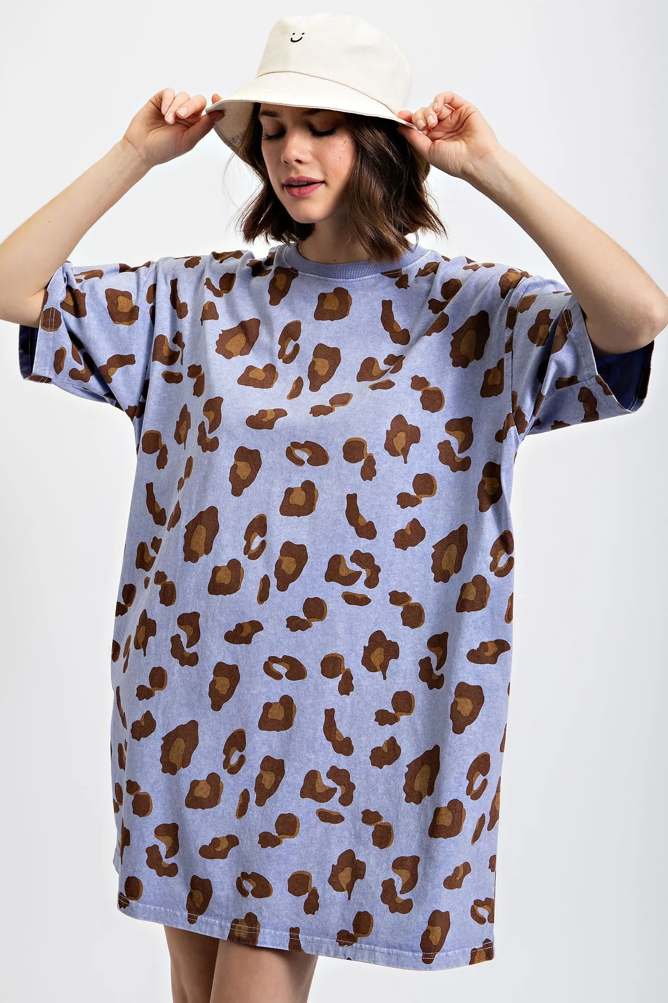 Easel Leopard Animal Print T-Shirt Dress in Peri Blue