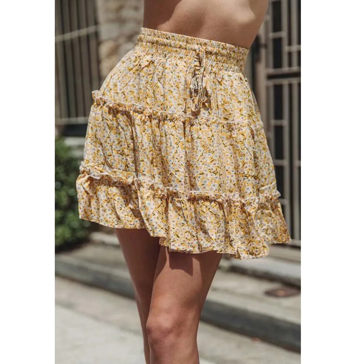 Elastic Waist Ruffle Hem Mini Skirt