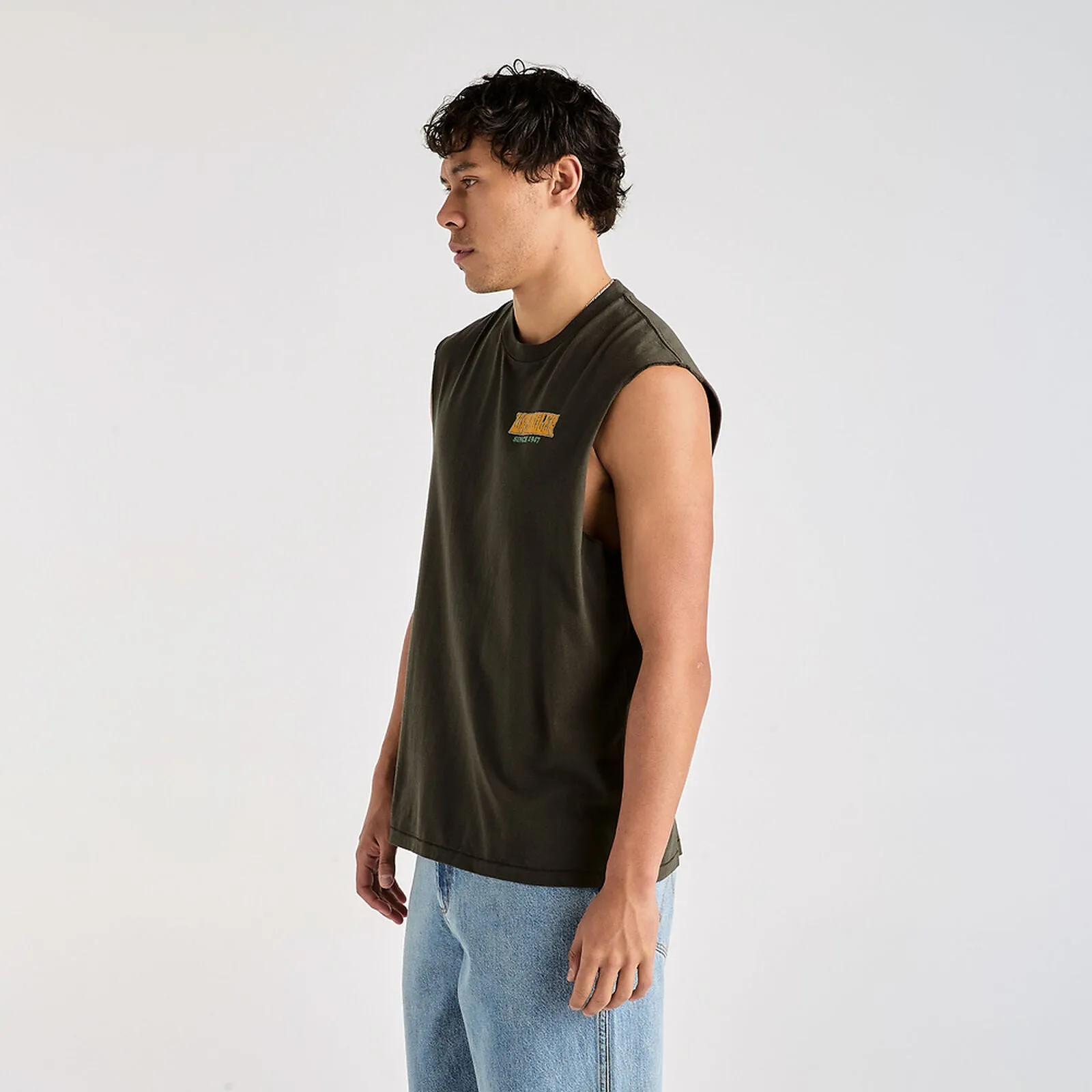 Hollow Fangs Muscle Tee | Dark Slate