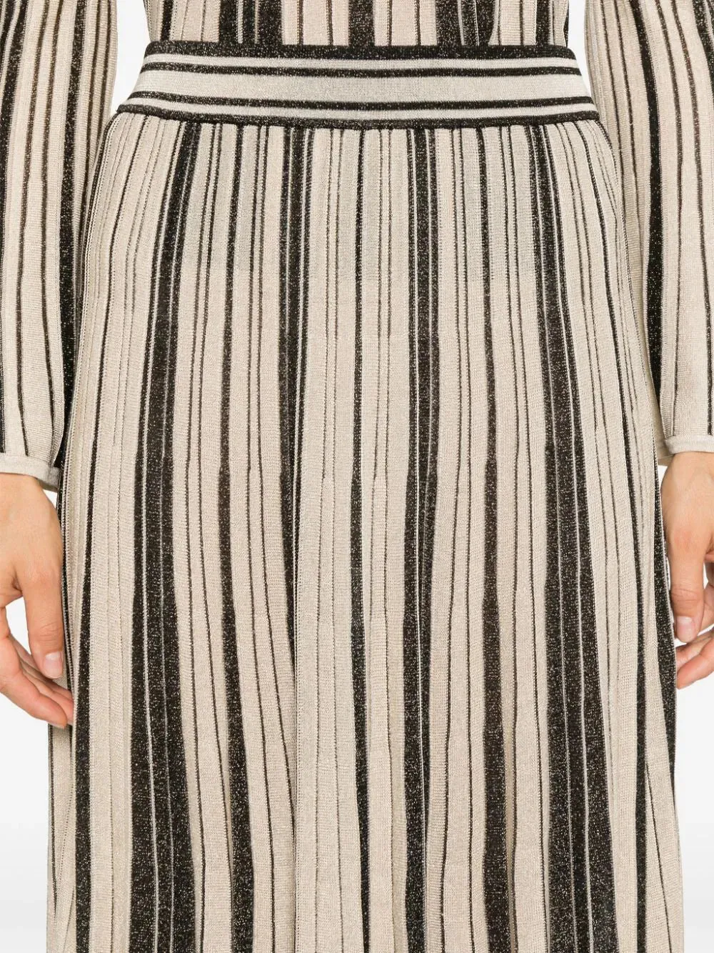 Illustration Metallic Knit Skirt in Black/Gold