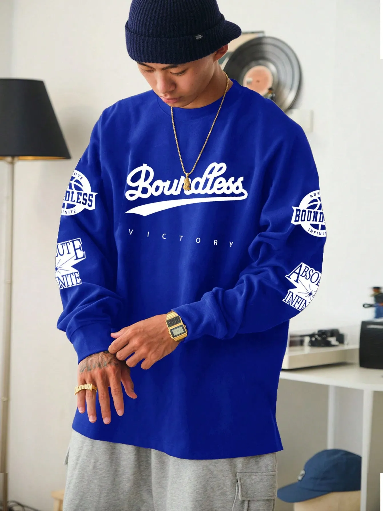 Manfinity Sporsity Men's Loose Fit Long Sleeve T-Shirt, Crew Neckline, Letter Printed