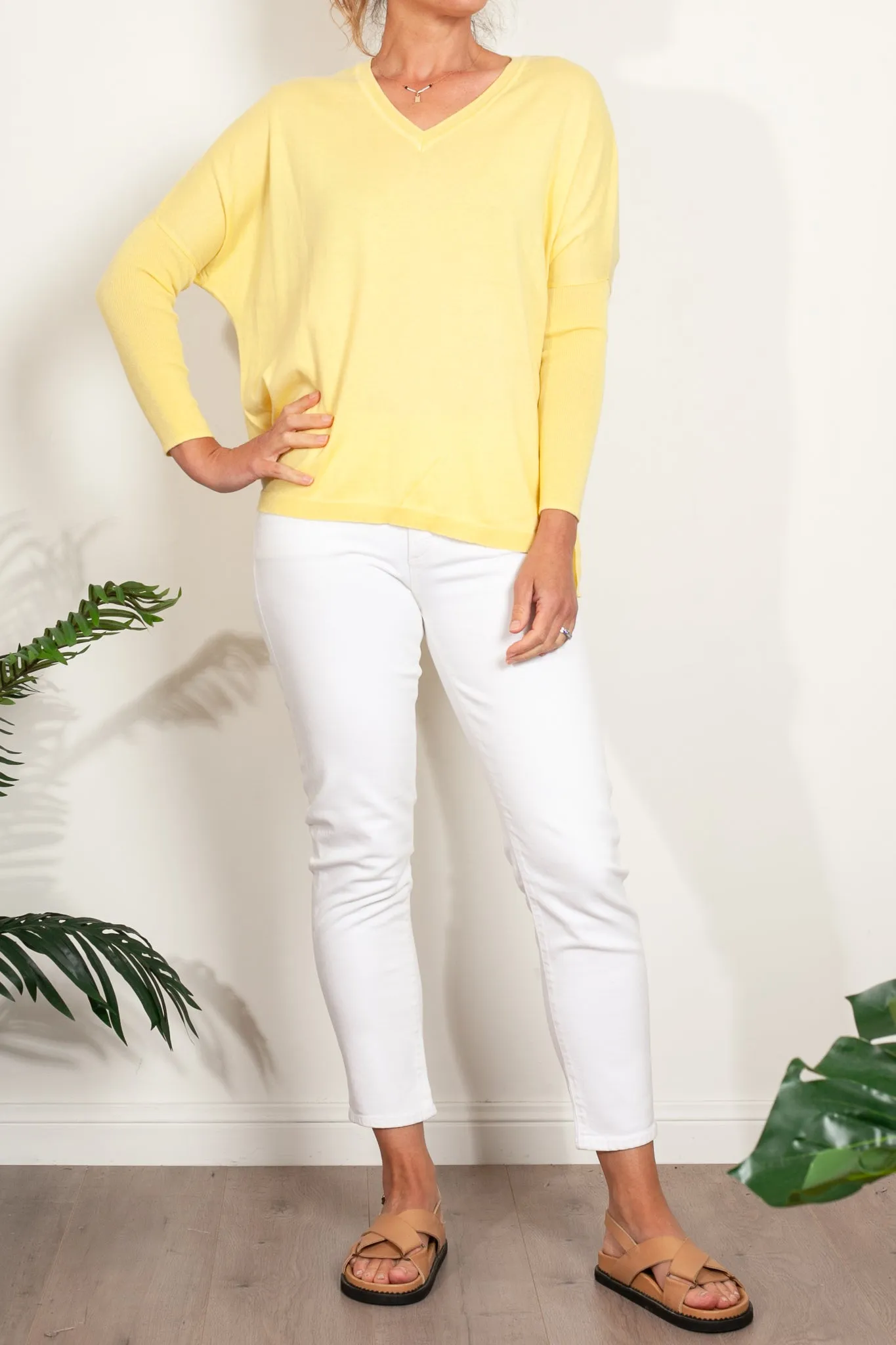 Mia Fratino Corfu Lightweight Vee