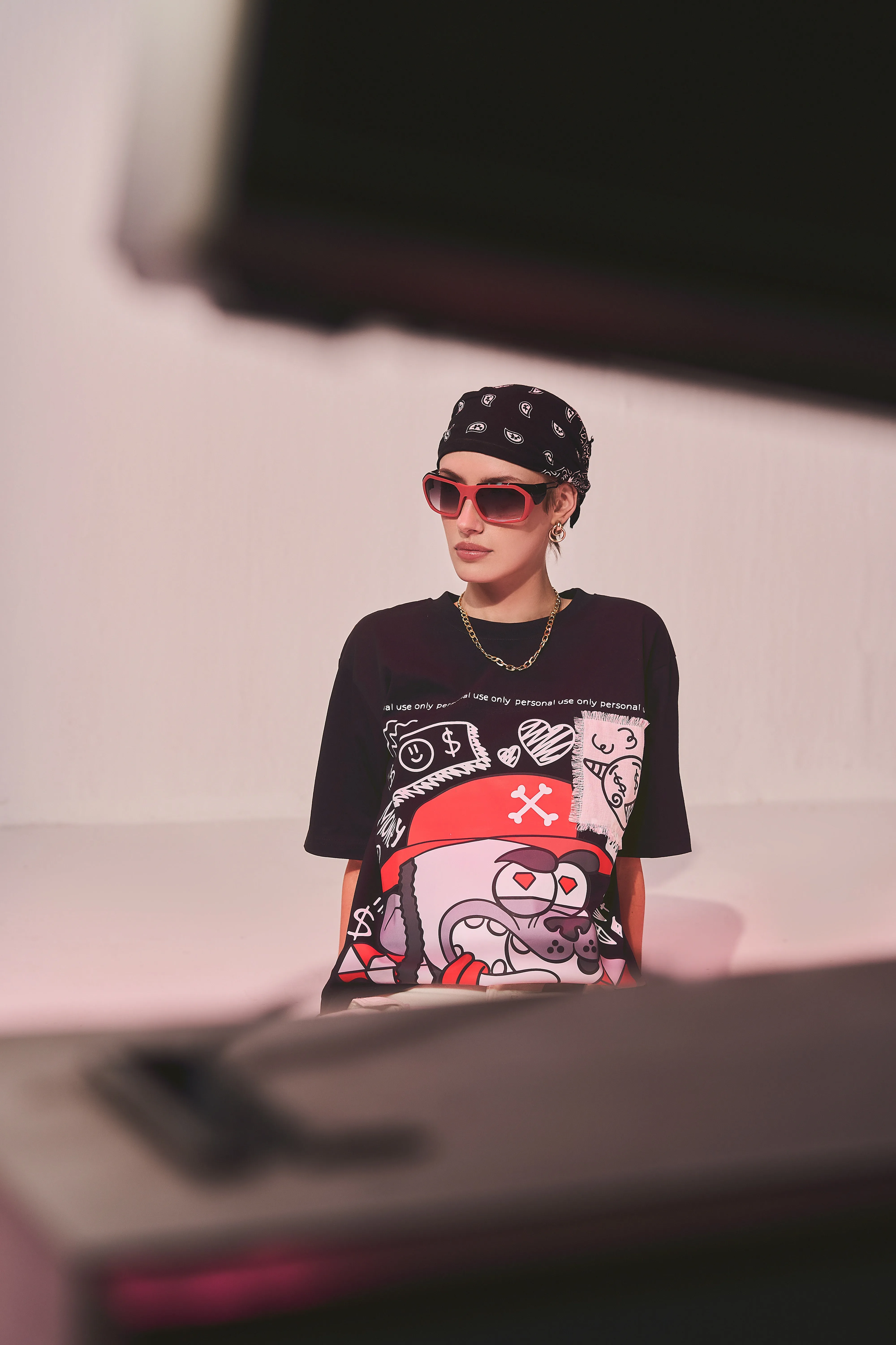 Monkey Trouble - T-Shirt