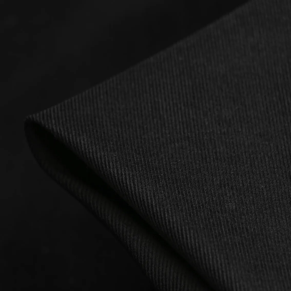 Pinwale Black 21W Corduroy