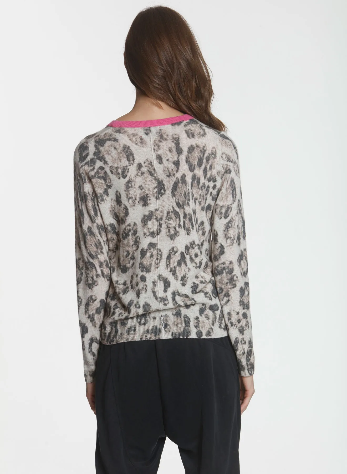 Preppy Panther - Pumice