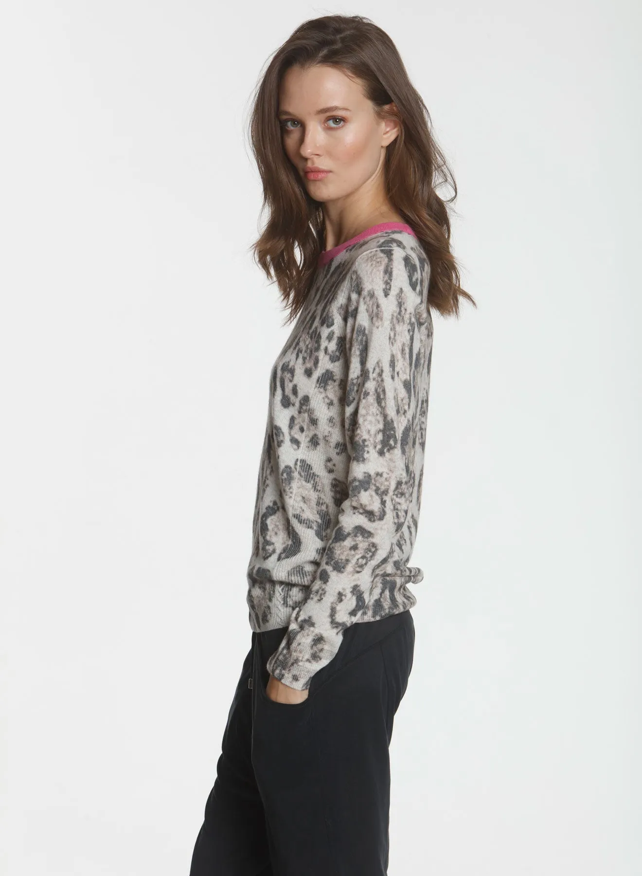 Preppy Panther - Pumice