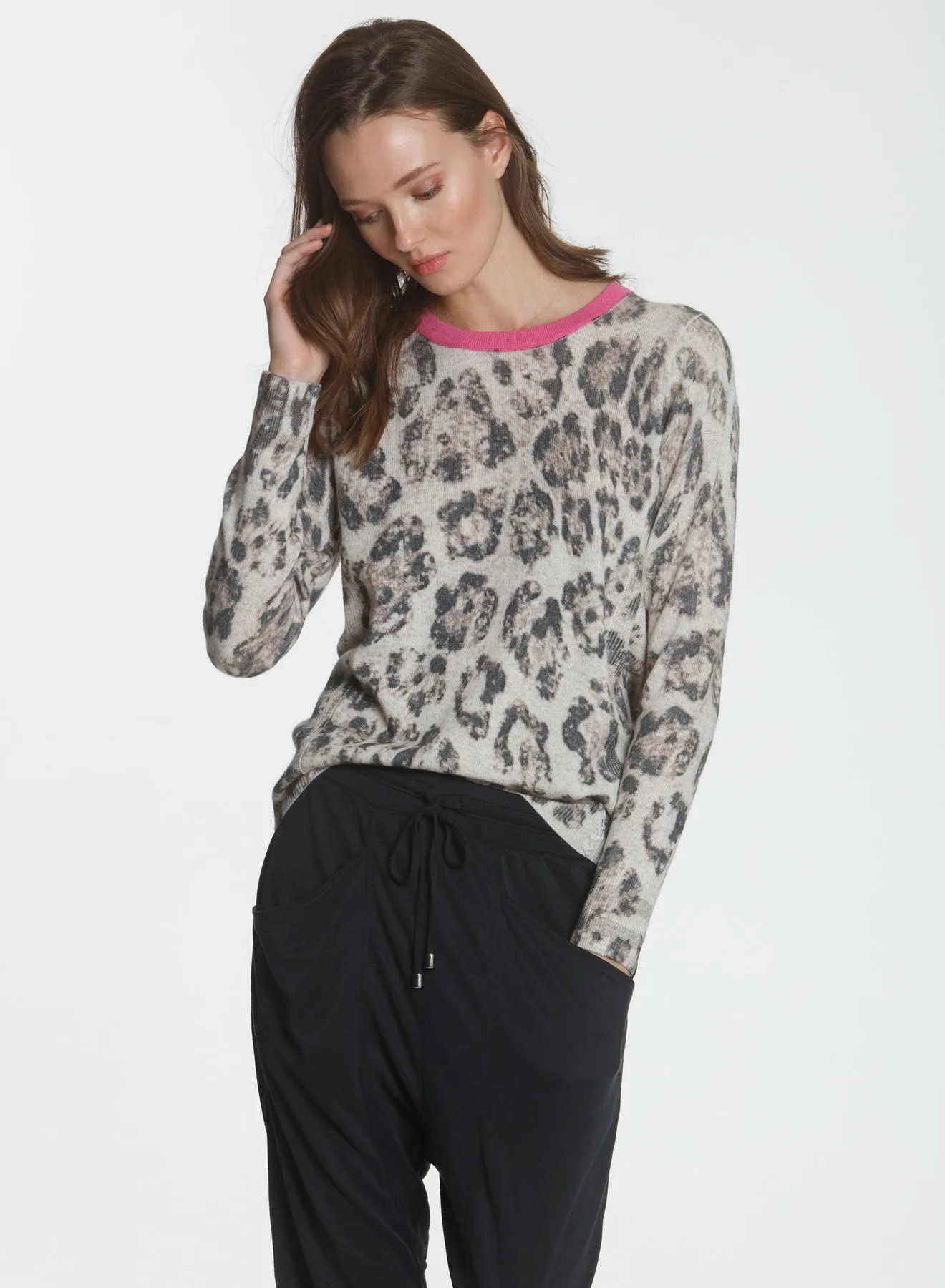 Preppy Panther - Pumice