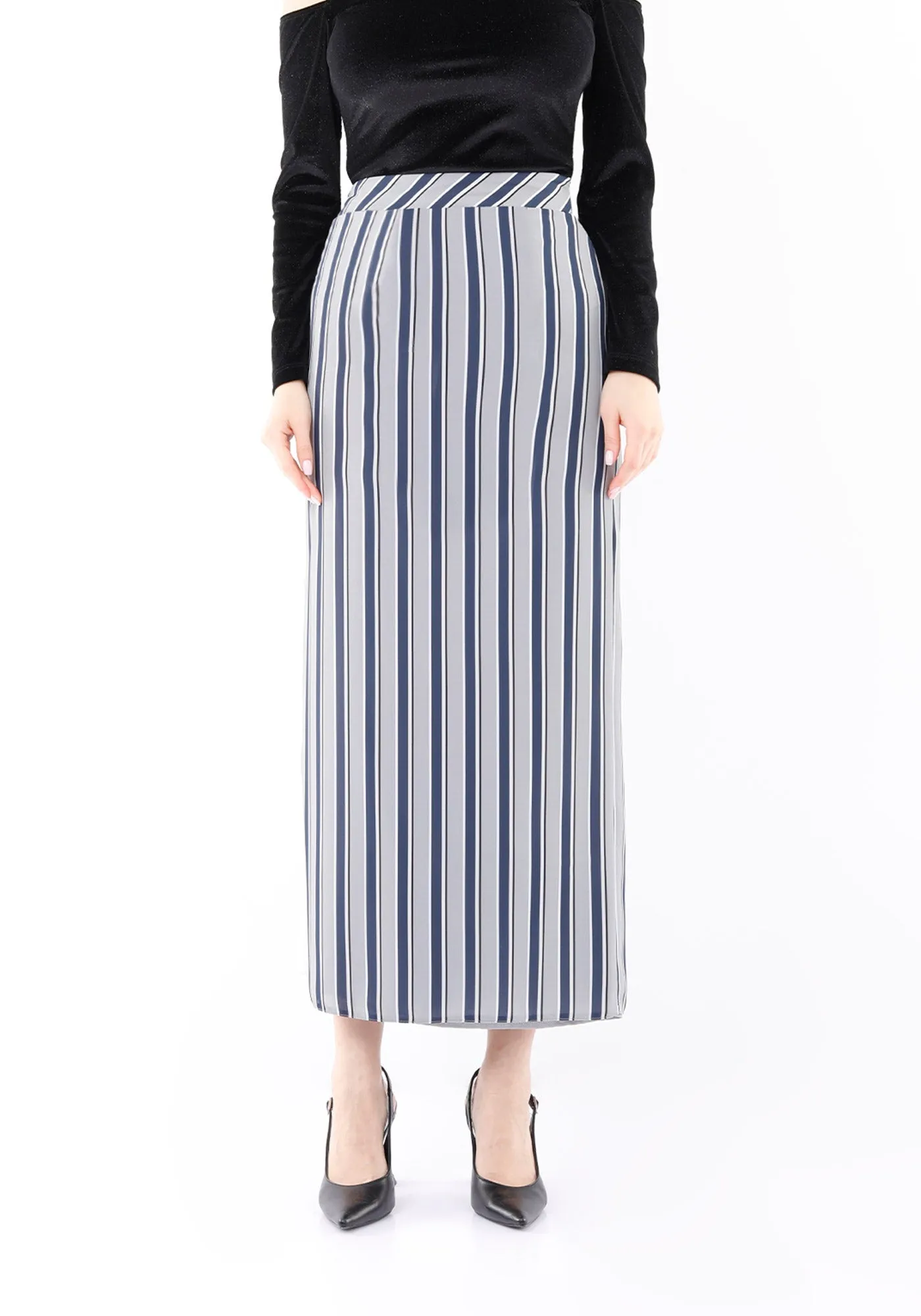 Striped Grey Maxi Pencil Skirt with White Thin Plisse Slit